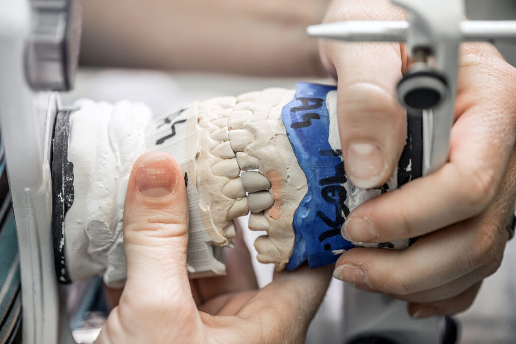 how to stop grinding teeth while sleeping