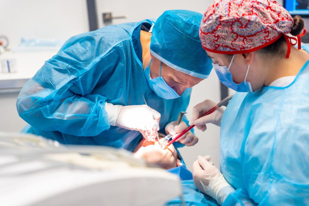wisdom tooth surgery complications