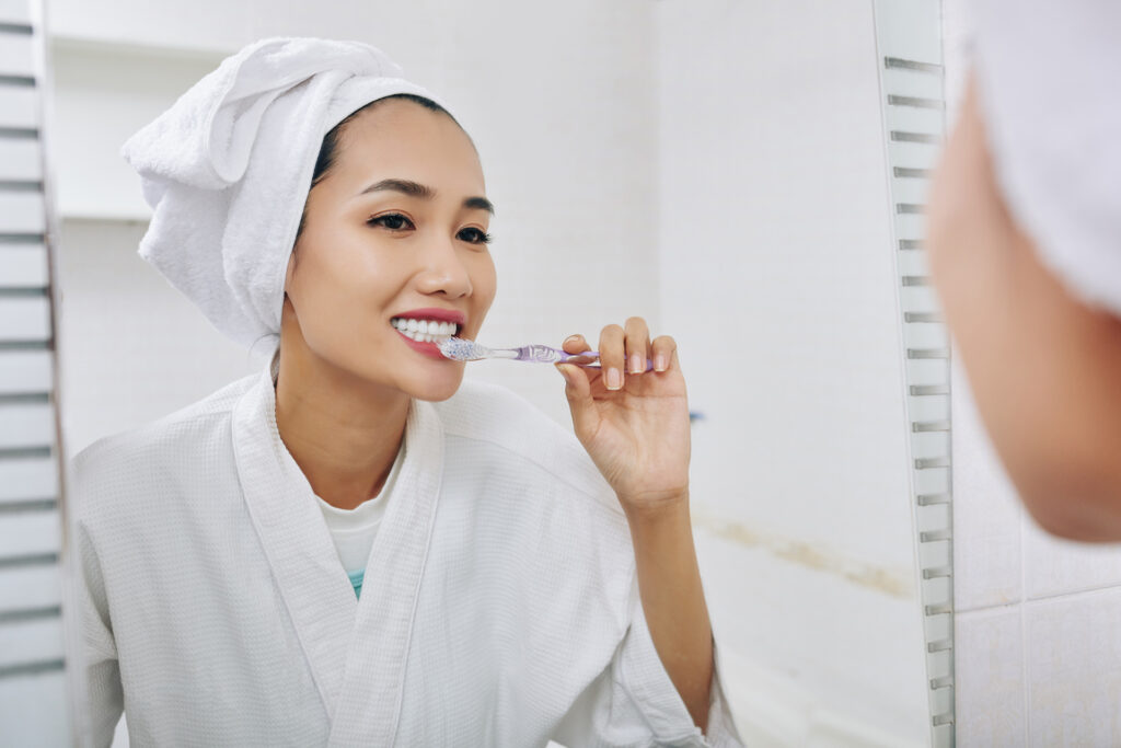 wisdom tooth extraction vs surgery aftercare