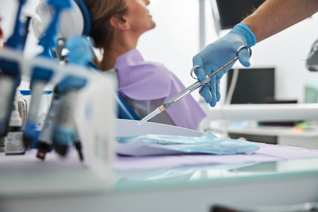 wisdom tooth extraction vs surgery procedure
