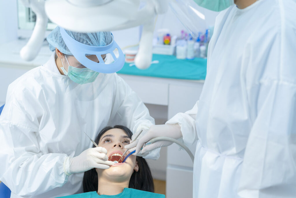 wisdom tooth extraction vs surgery removed