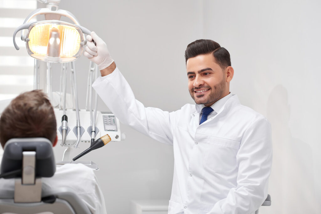 wisdom tooth extraction vs surgery techniques
