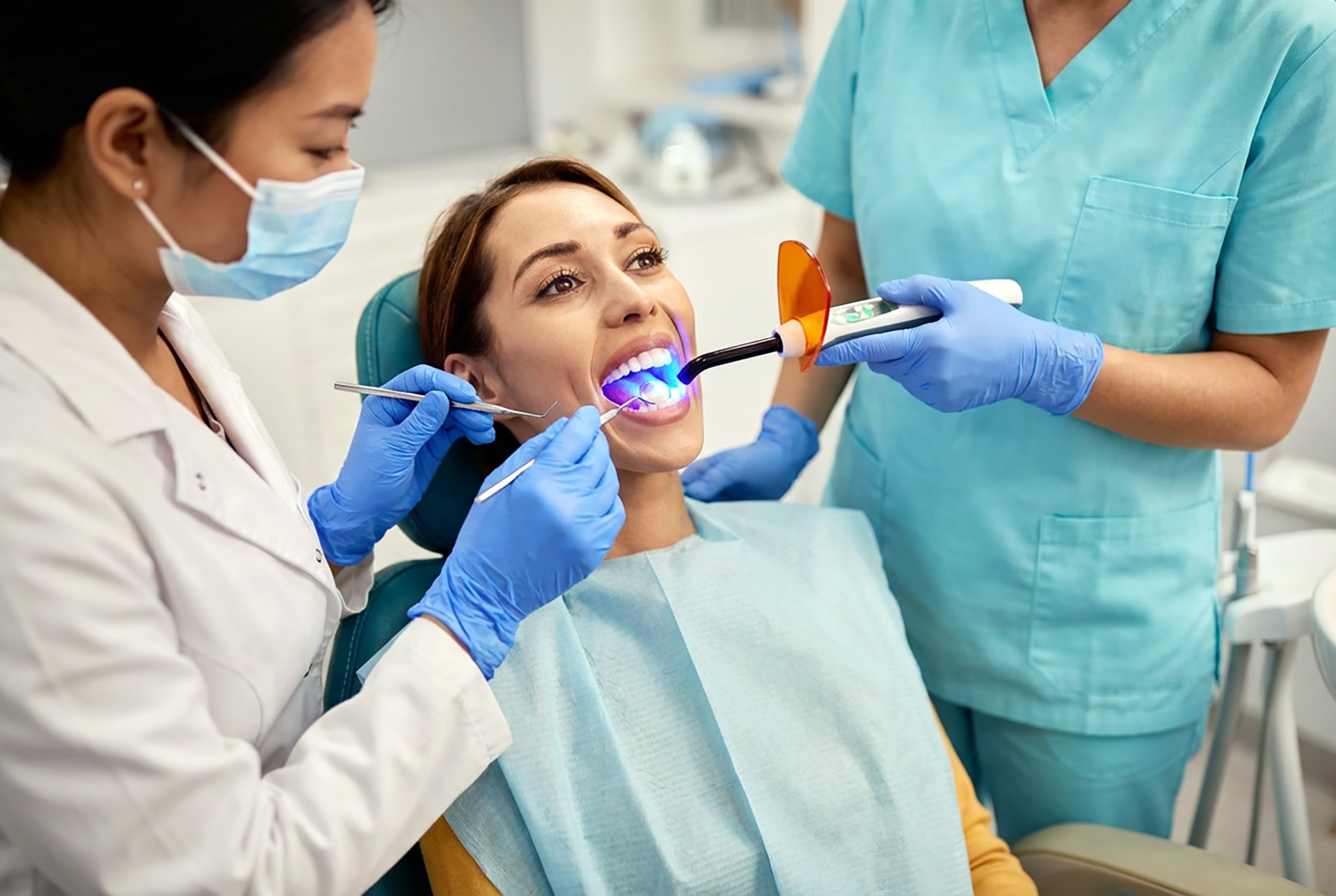 tooth-coloured fillings