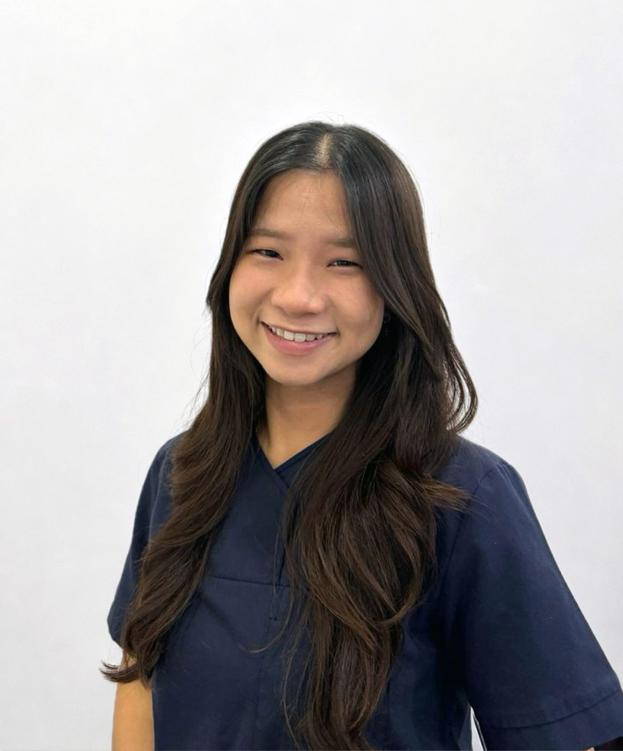 Dr Tan Yeng Shuang dental surgeon
